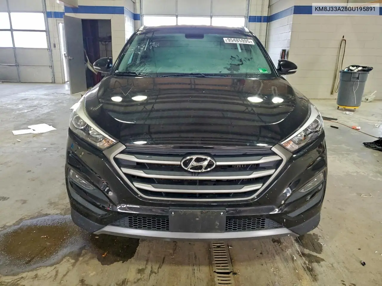 KM8J33A28GU195891 2016 Hyundai Tucson Limited