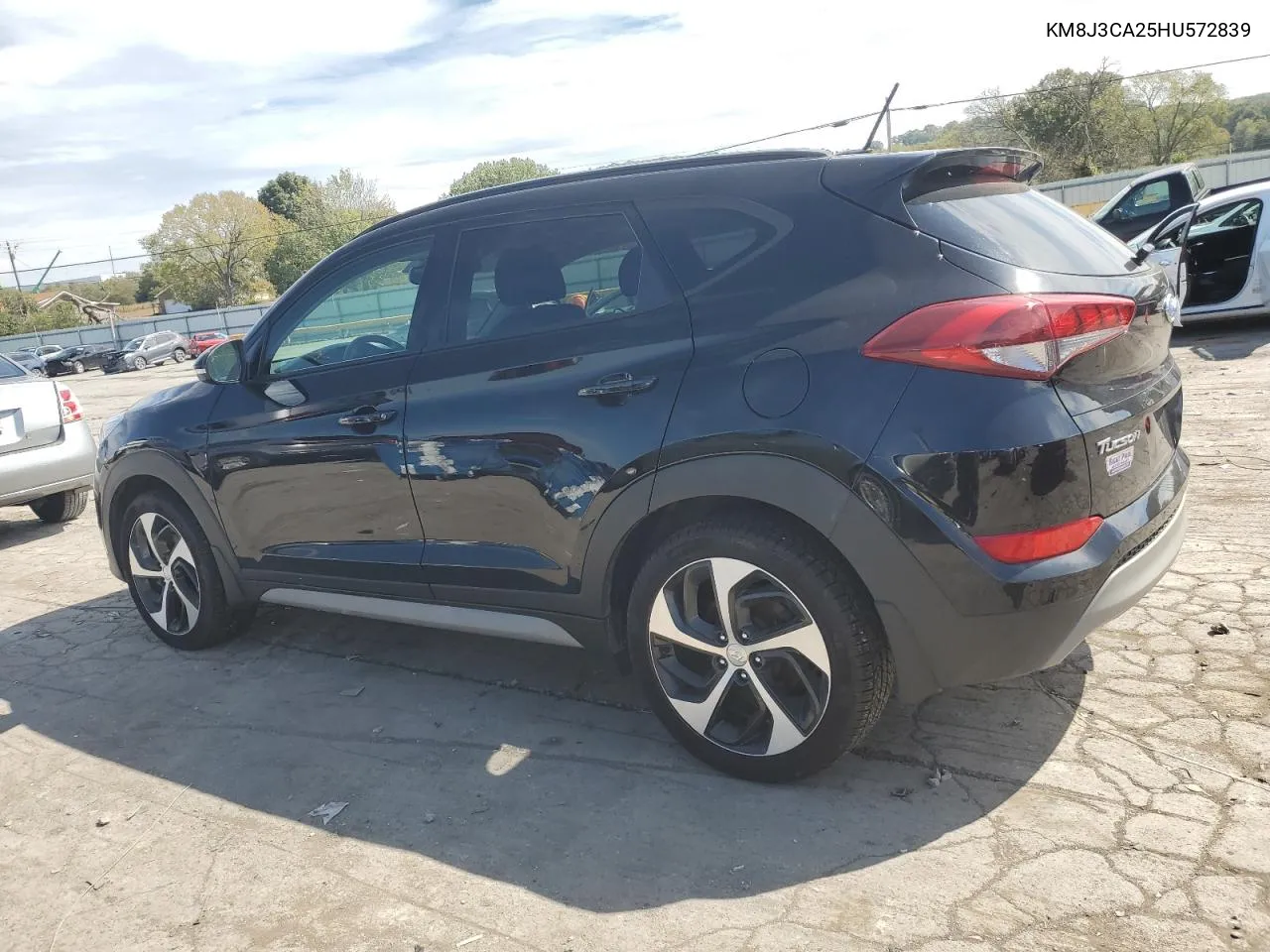 KM8J3CA25HU572839 2017 Hyundai Tucson Limited