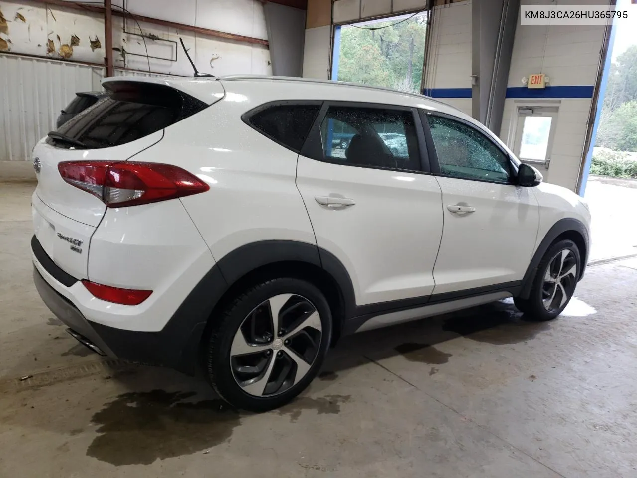 KM8J3CA26HU365795 2017 Hyundai Tucson Limited