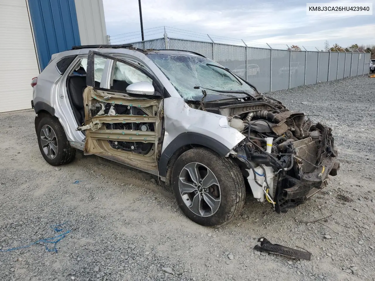 KM8J3CA26HU423940 2017 Hyundai Tucson Limited