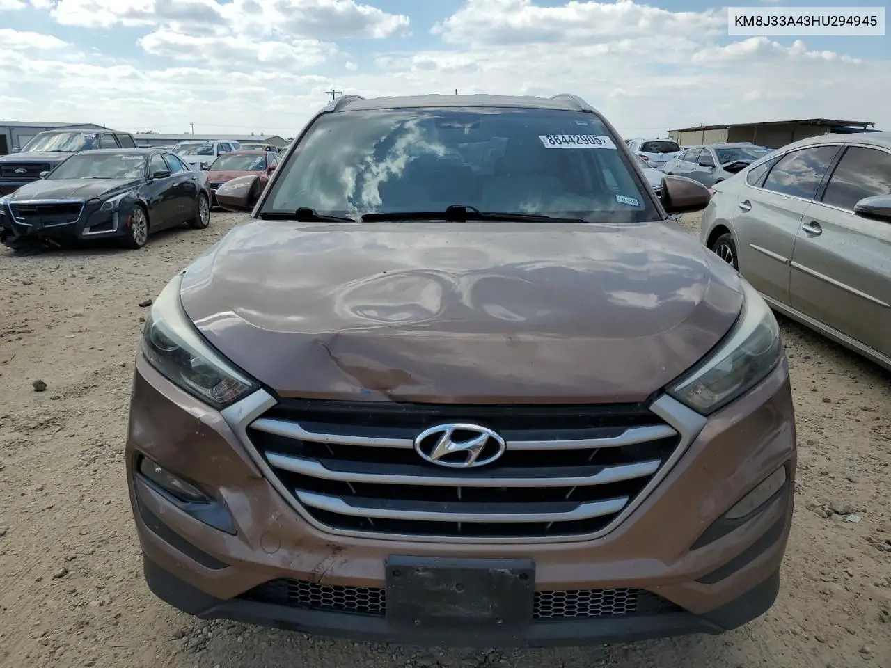 KM8J33A43HU294945 2017 Hyundai Tucson Limited