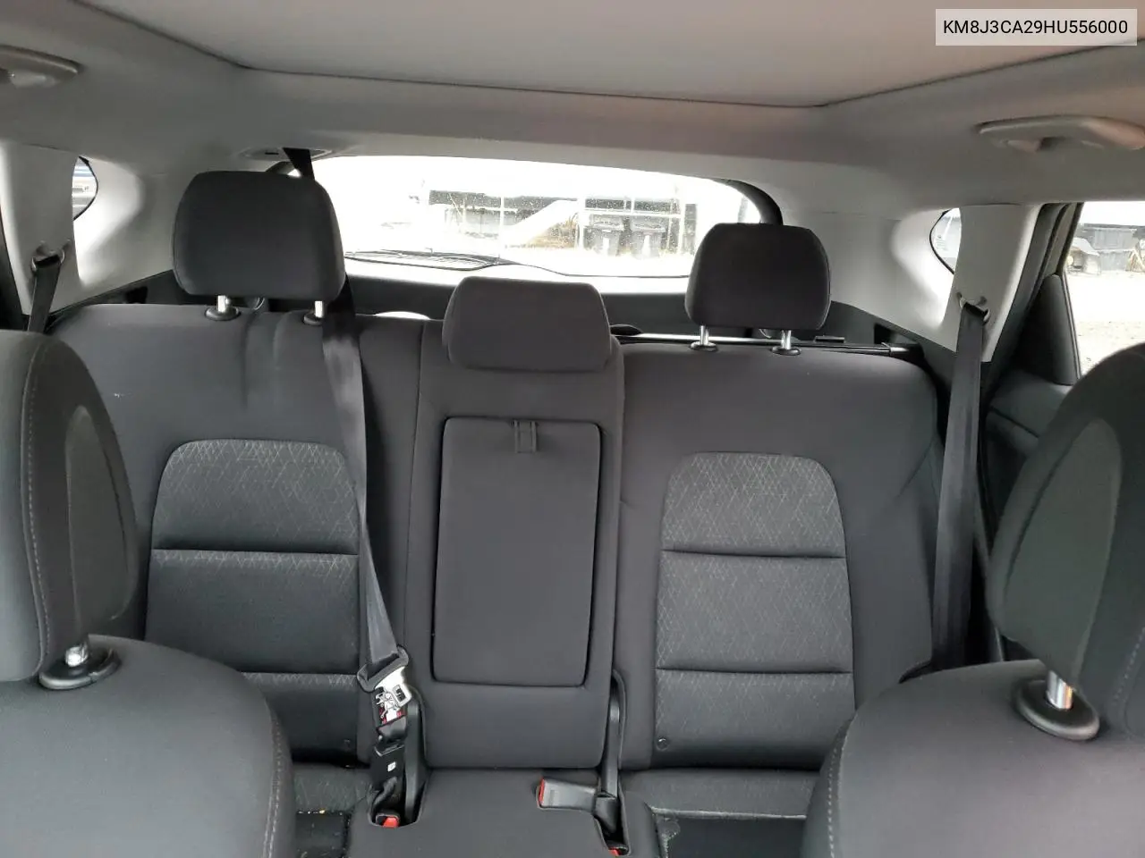 KM8J3CA29HU556000 2017 Hyundai Tucson Limited