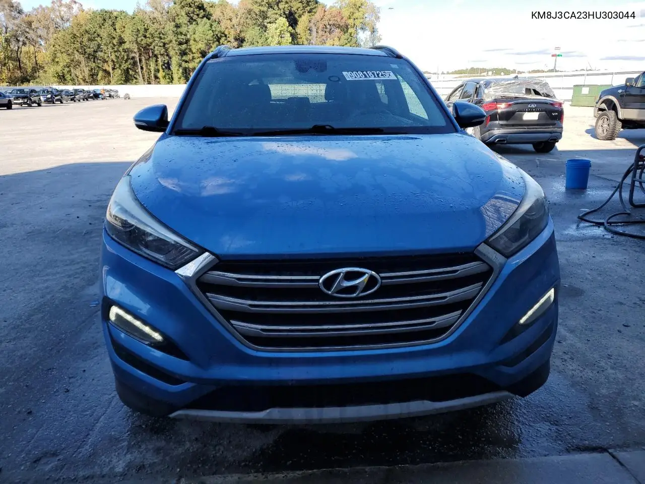 KM8J3CA23HU303044 2017 Hyundai Tucson Limited