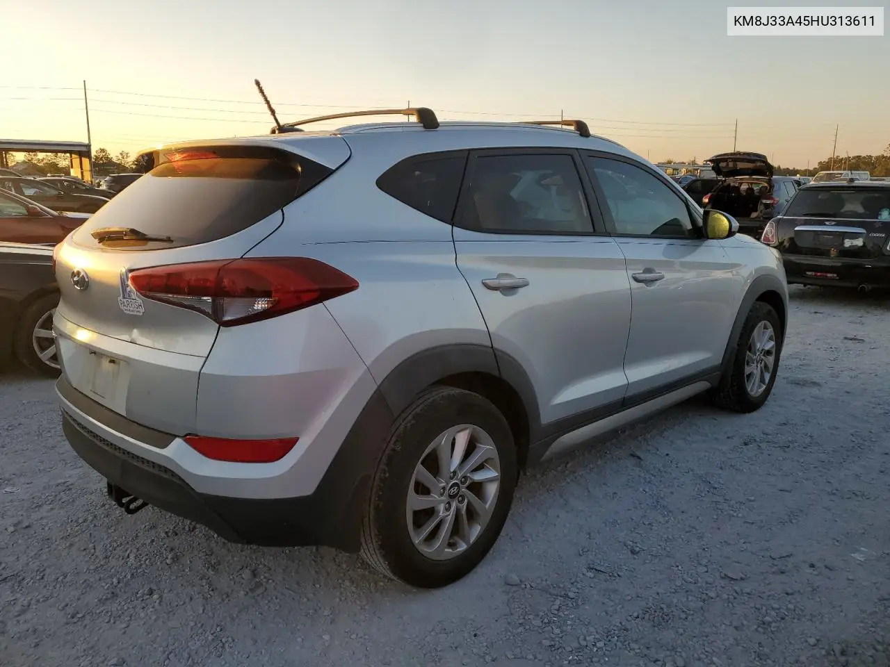 KM8J33A45HU313611 2017 Hyundai Tucson Limited