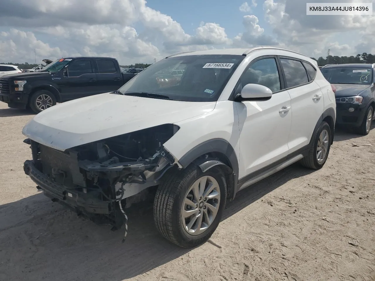 KM8J33A44JU814396 2018 Hyundai Tucson Sel