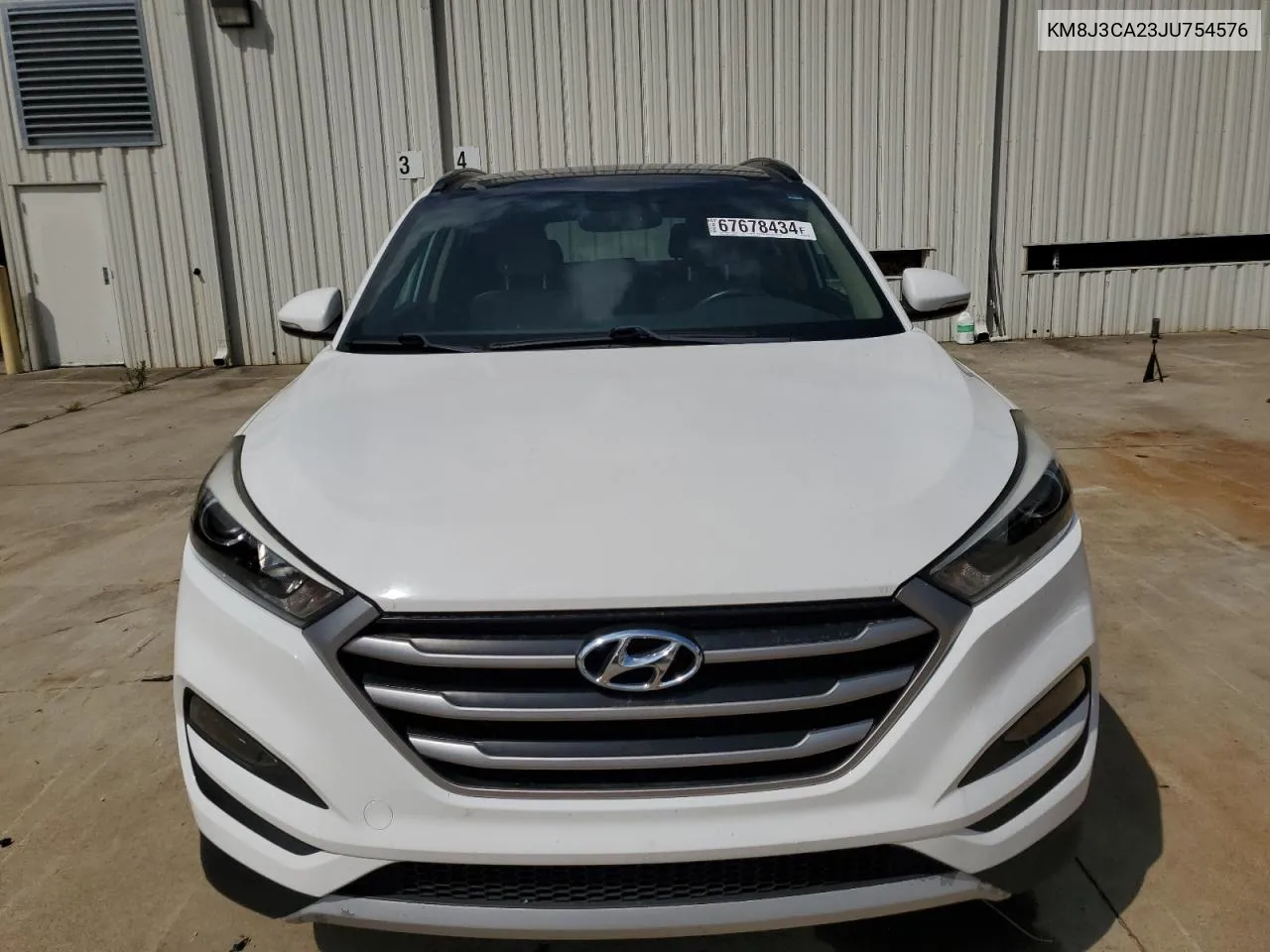 KM8J3CA23JU754576 2018 Hyundai Tucson Value