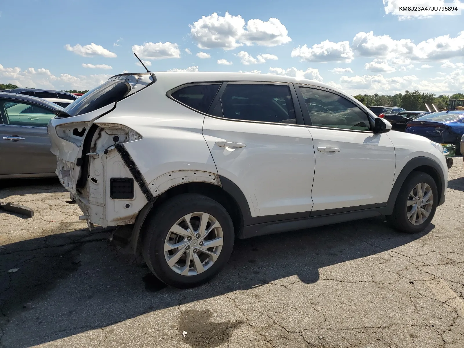 KM8J23A47JU795894 2018 Hyundai Tucson Se