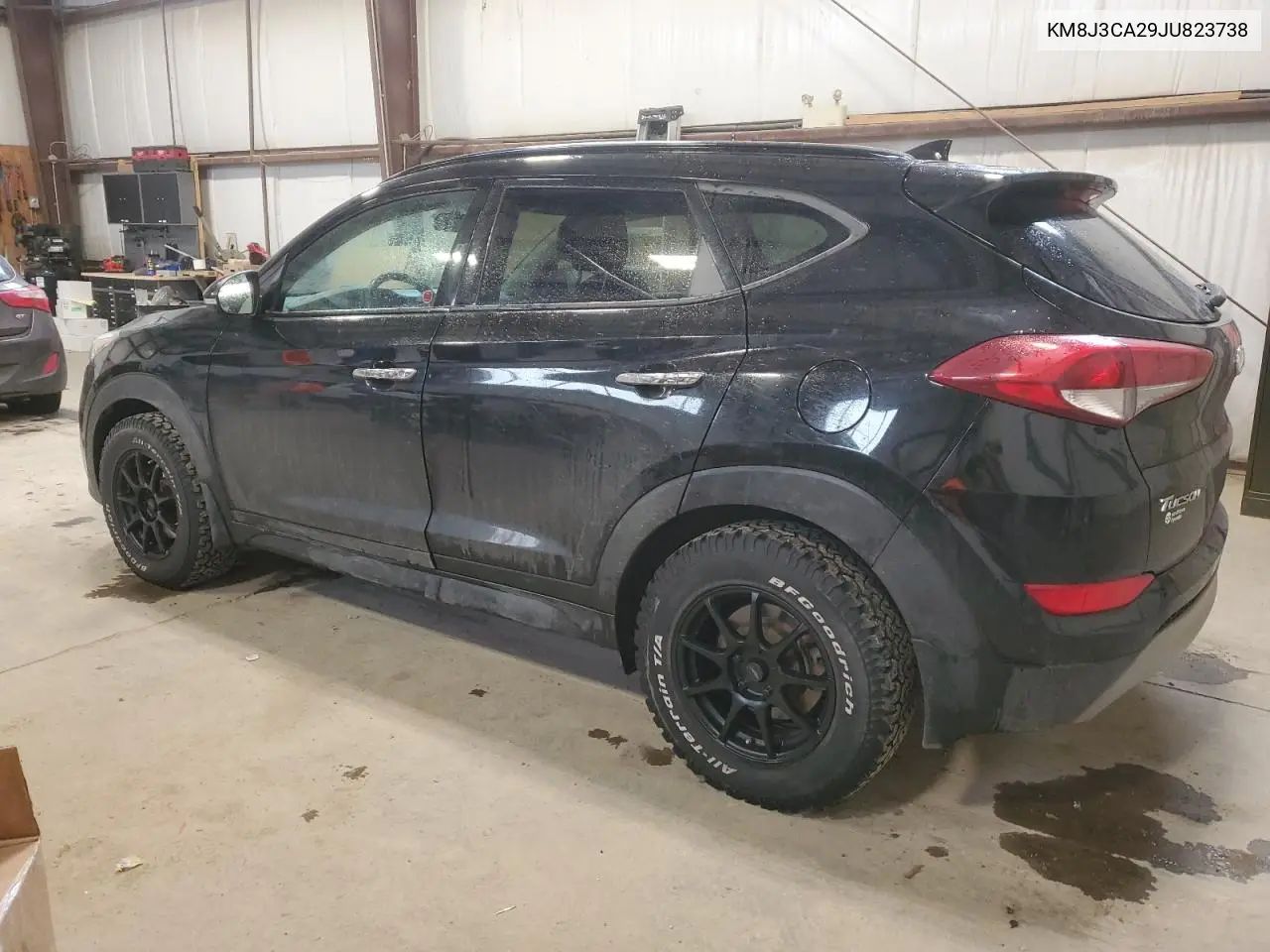 KM8J3CA29JU823738 2018 Hyundai Tucson Value