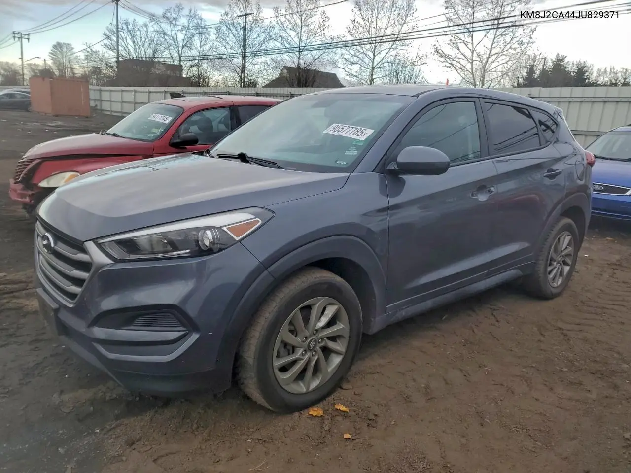 KM8J2CA44JU829371 2018 Hyundai Tucson Se