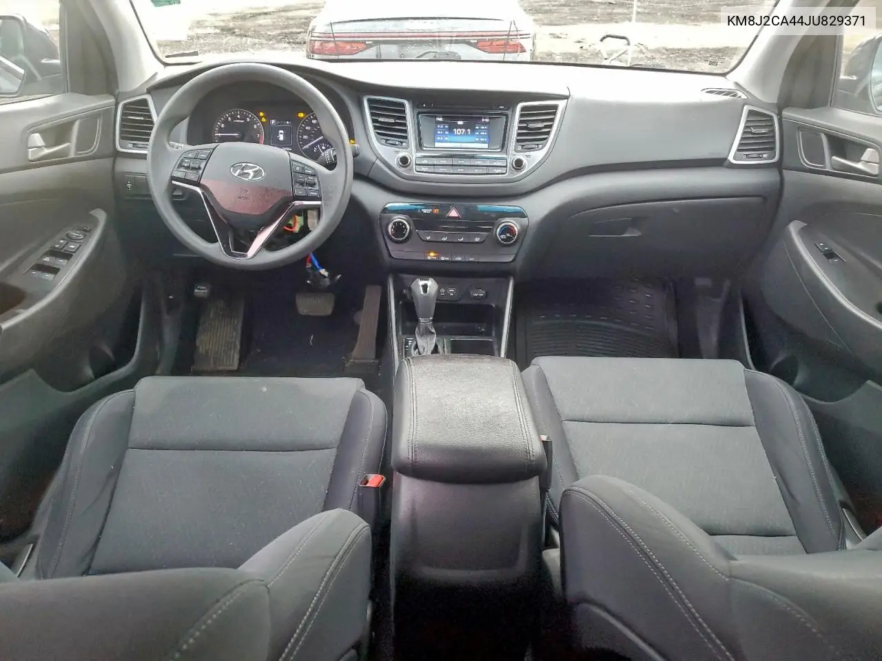 KM8J2CA44JU829371 2018 Hyundai Tucson Se
