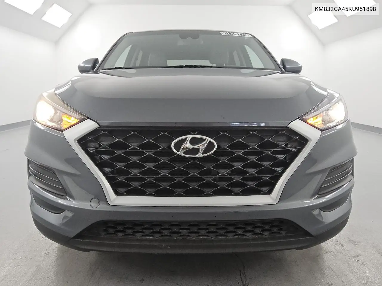KM8J2CA45KU951898 2019 Hyundai Tucson Se