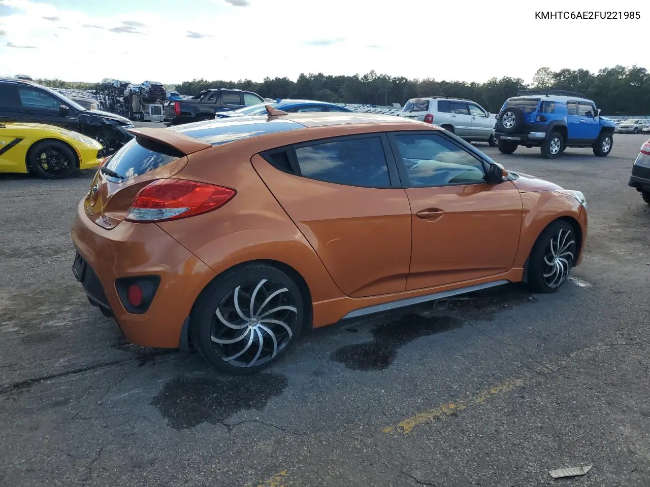 KMHTC6AE2FU221985 2015 Hyundai Veloster Turbo