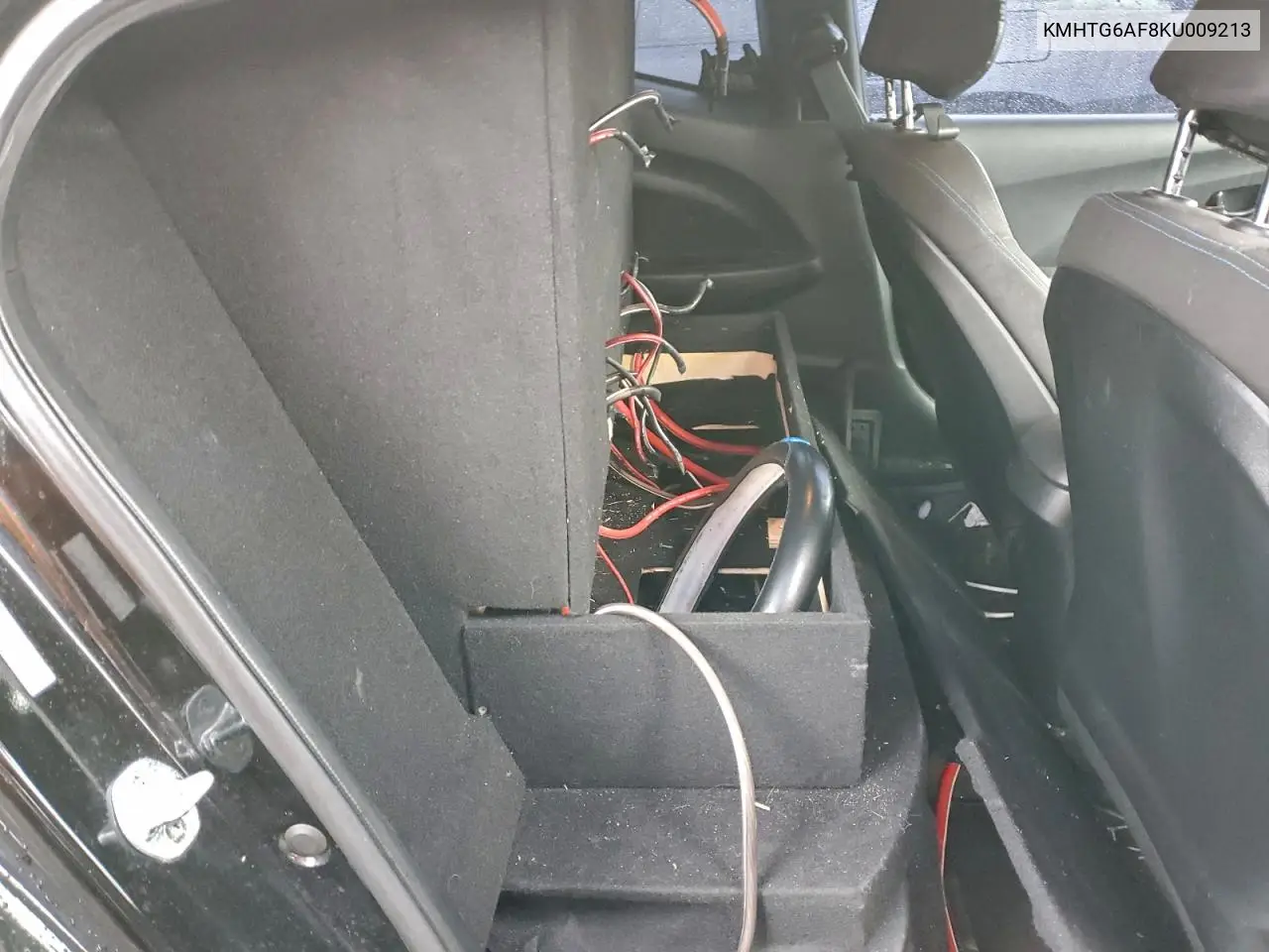 KMHTG6AF8KU009213 2019 Hyundai Veloster Base