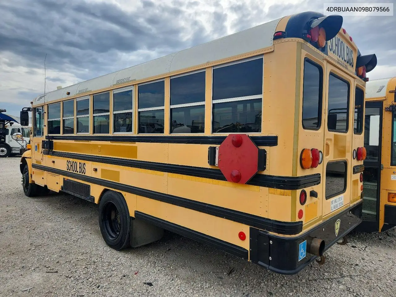 2009 Ic Corporation Ce Series School - School Bus VIN: 4DRBUAAN09B079566 Lot: 48601566