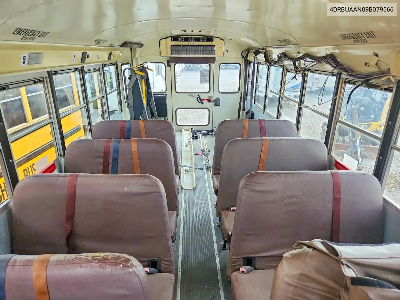 2009 Ic Corporation Ce Series School - School Bus VIN: 4DRBUAAN09B079566 Lot: 48601566