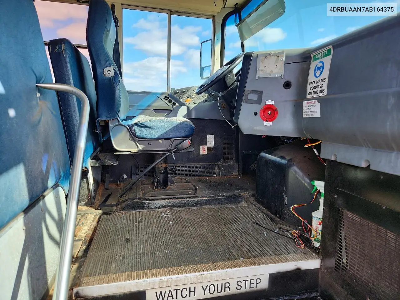 2010 Ic Corporation Ce Series School - School Bus VIN: 4DRBUAAN7AB164375 Lot: 93779305