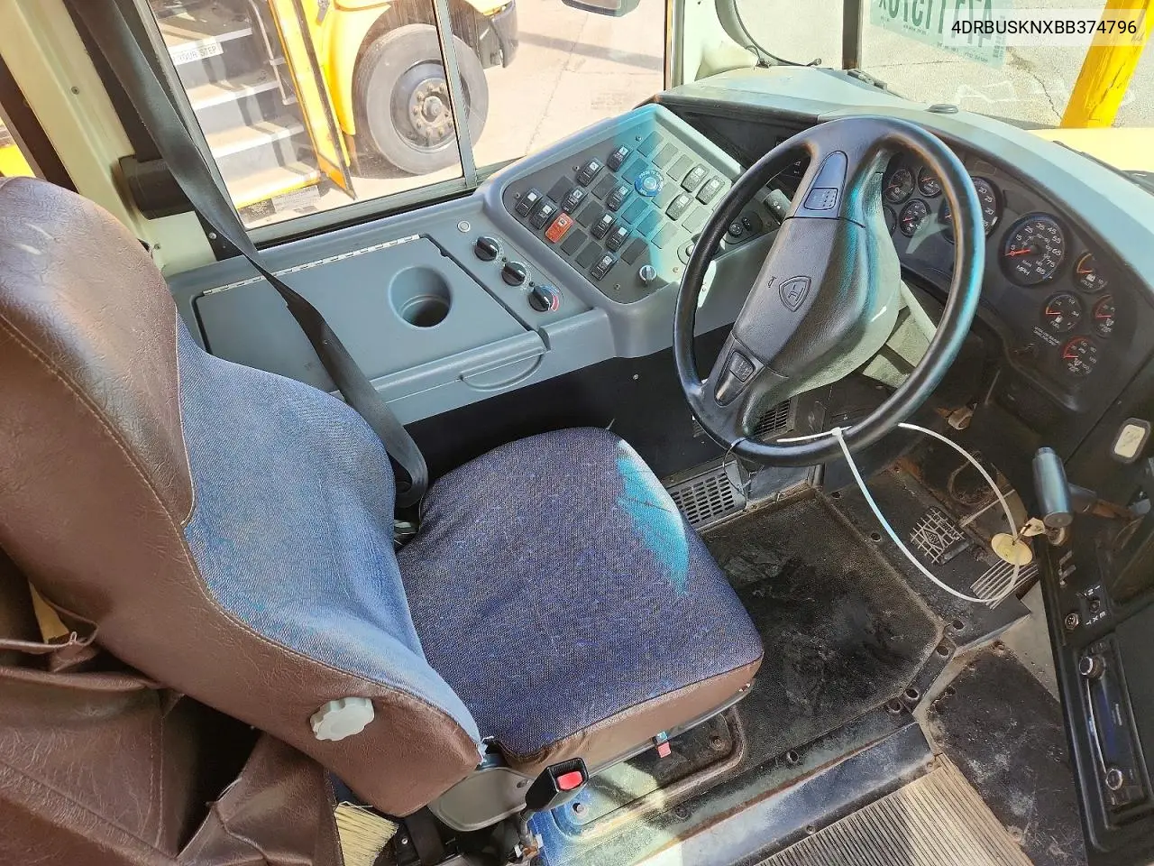 2011 Ic Corporation Ce Series School - School Bus VIN: 4DRBUSKNXBB374796 Lot: 47111576