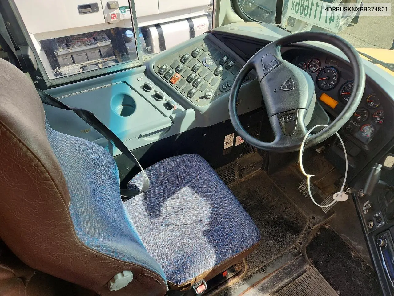 2011 Ic Corporation Ce Series School - School Bus VIN: 4DRBUSKNXBB374801 Lot: 47111686