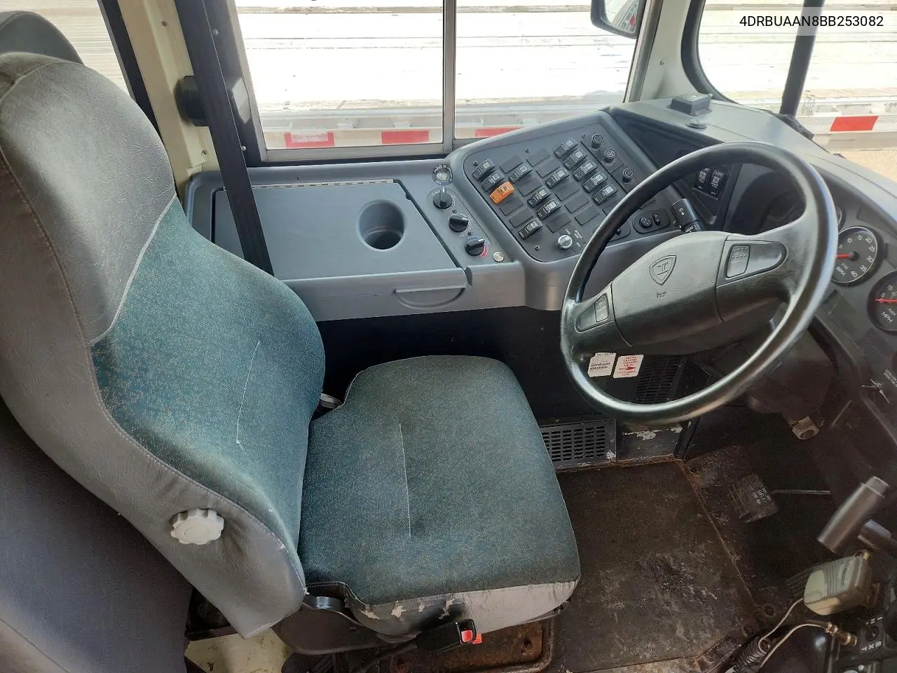 2011 Ic Corporation Ce Series School - School Bus VIN: 4DRBUAAN8BB253082 Lot: 47120646