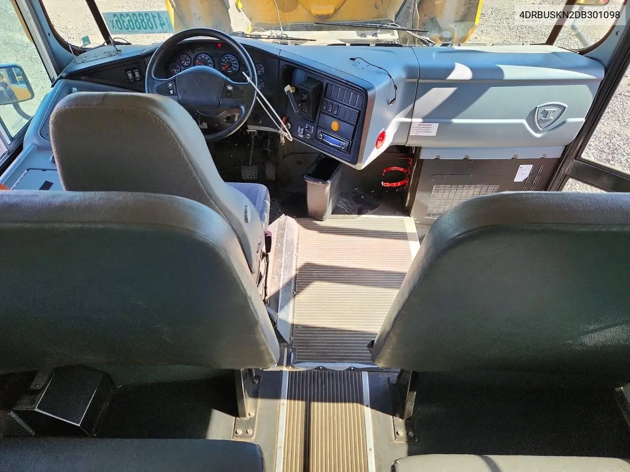 2013 Ic Corporation Ce Series School - School Bus VIN: 4DRBUSKN2DB301098 Lot: 41888636