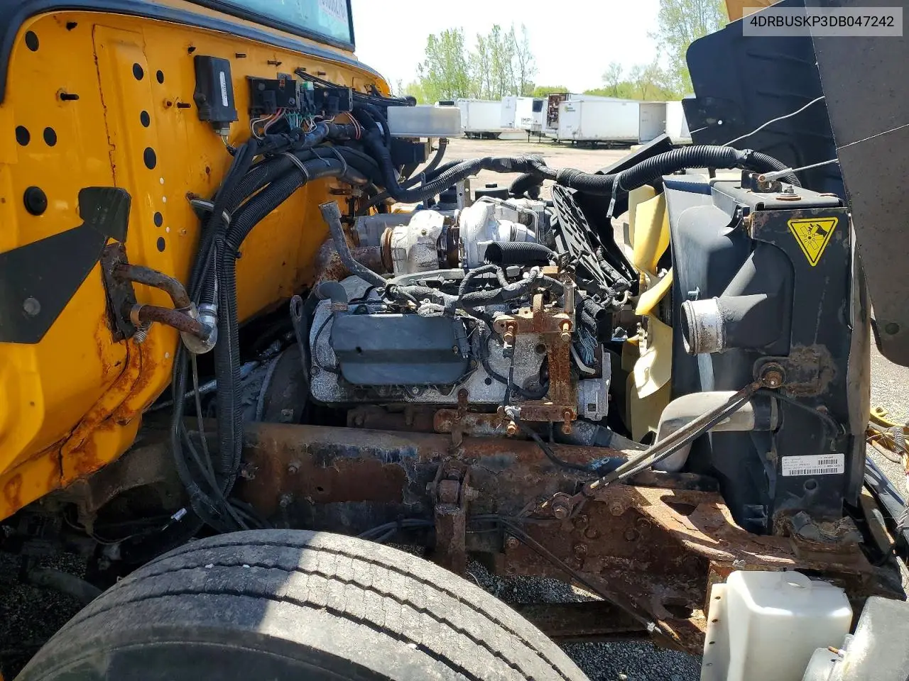 2013 Ic Corporation Ce Series School - School Bus VIN: 4DRBUSKP3DB047242 Lot: 51868276