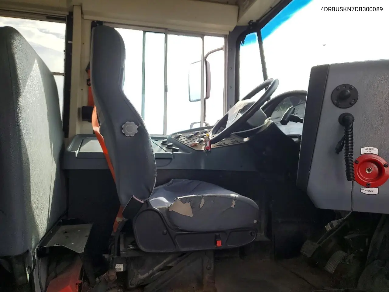 2013 Ic Corporation Ce Series School - School Bus VIN: 4DRBUSKN7DB300089 Lot: 76004065