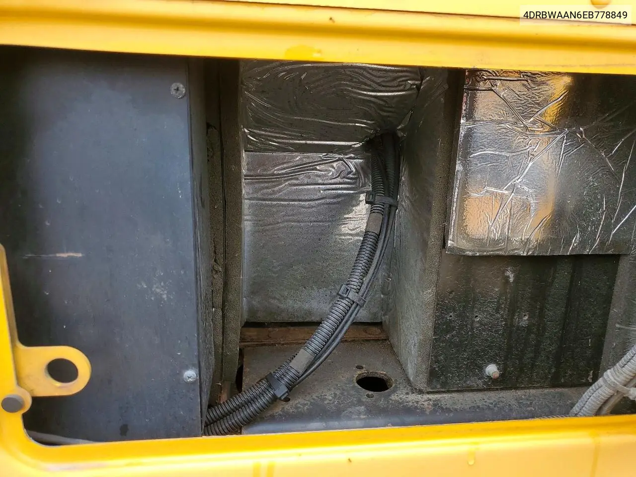 2014 Ic Corporation Re Series School - School Bus VIN: 4DRBWAAN6EB778849 Lot: 75989795