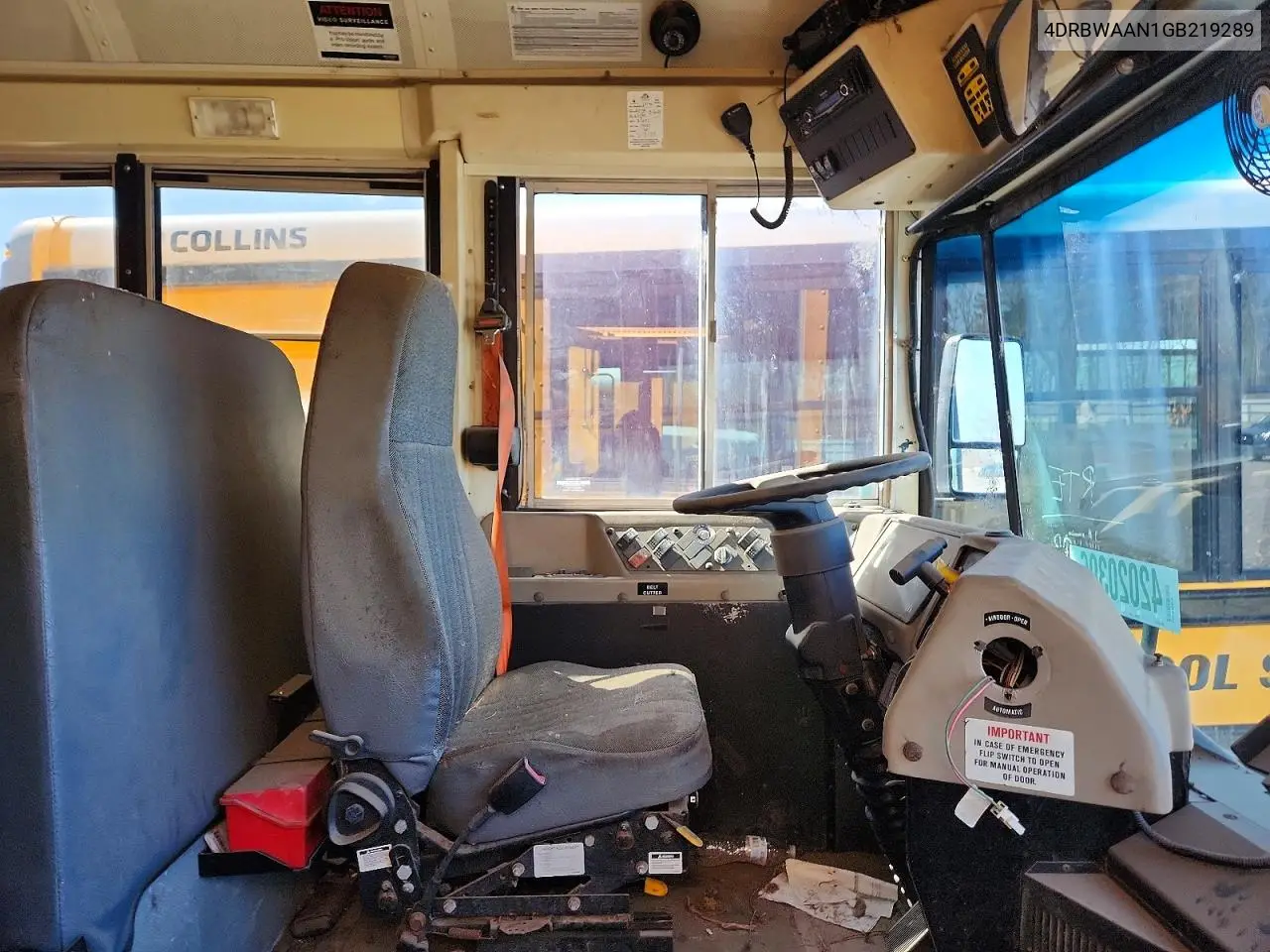 2016 Ic Corporation Re Series School - School Bus VIN: 4DRBWAAN1GB219289 Lot: 42020396