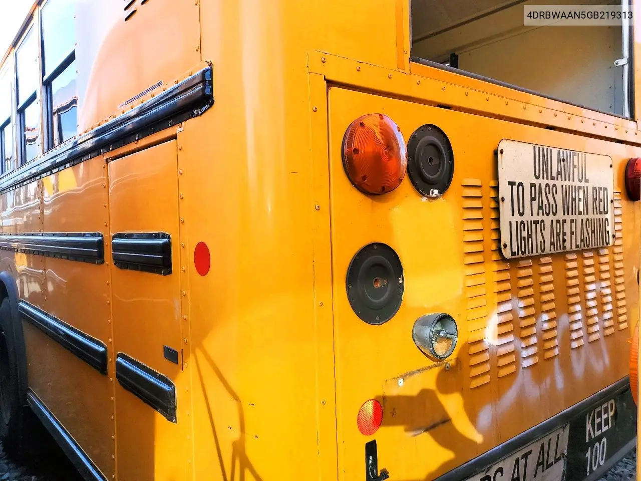 2016 Ic Corporation Re Series School - School Bus VIN: 4DRBWAAN5GB219313 Lot: 72387605