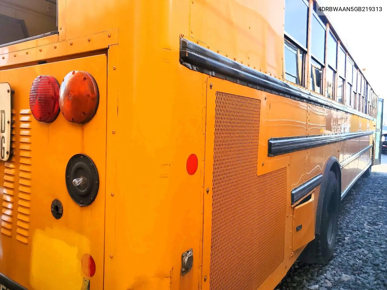 2016 Ic Corporation Re Series School - School Bus VIN: 4DRBWAAN5GB219313 Lot: 72387605