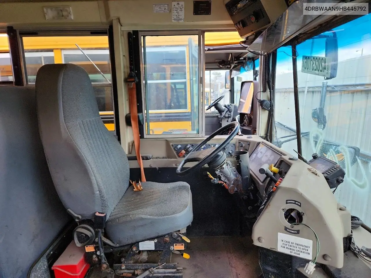 2017 Ic Corporation Re Series School - School Bus VIN: 4DRBWAAN9HB445792 Lot: 42023106