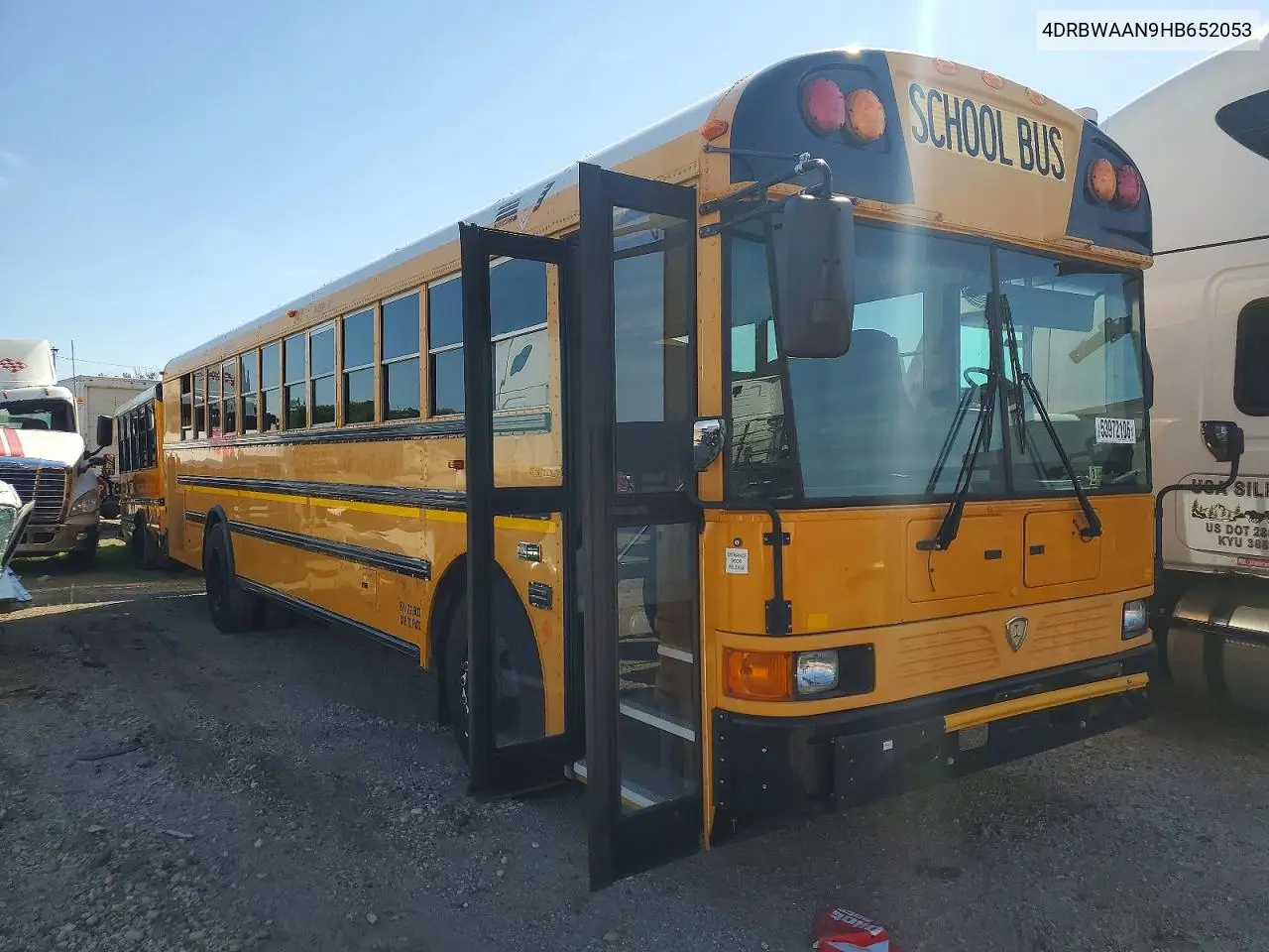 2017 Ic Corporation Re Series School - School Bus VIN: 4DRBWAAN9HB652053 Lot: 53972106