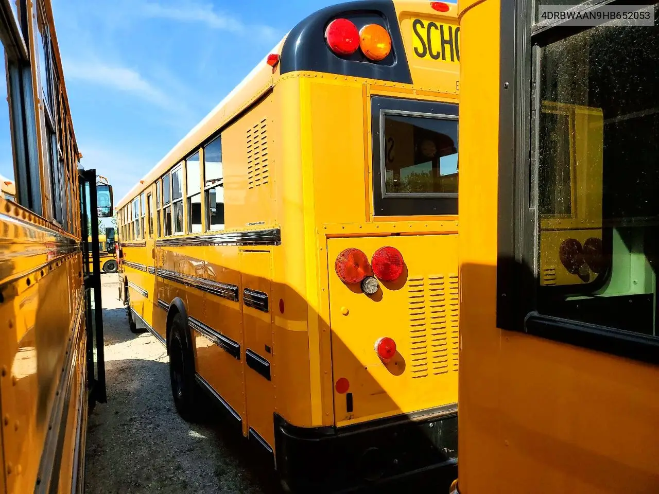 2017 Ic Corporation Re Series School - School Bus VIN: 4DRBWAAN9HB652053 Lot: 53972106