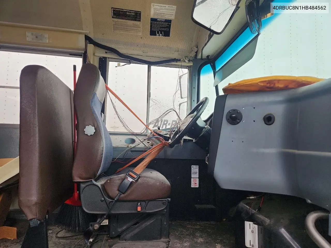 2017 Ic Corporation Ce Series School - School Bus VIN: 4DRBUC8N1HB484562 Lot: 79726905