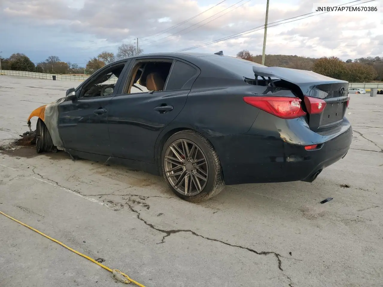 JN1BV7AP7EM670386 2014 Infiniti Q50 Base