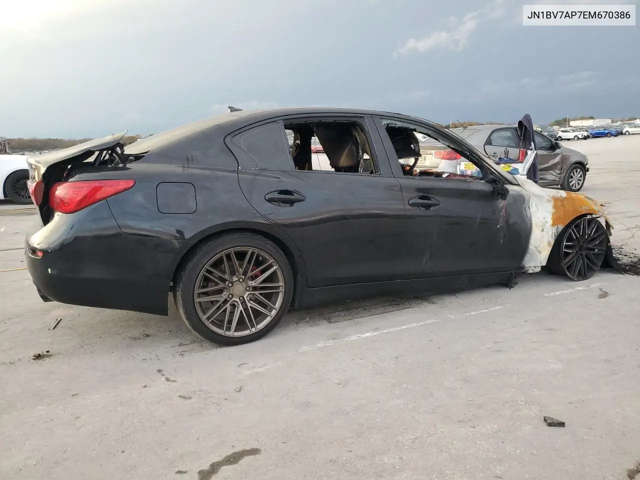 JN1BV7AP7EM670386 2014 Infiniti Q50 Base