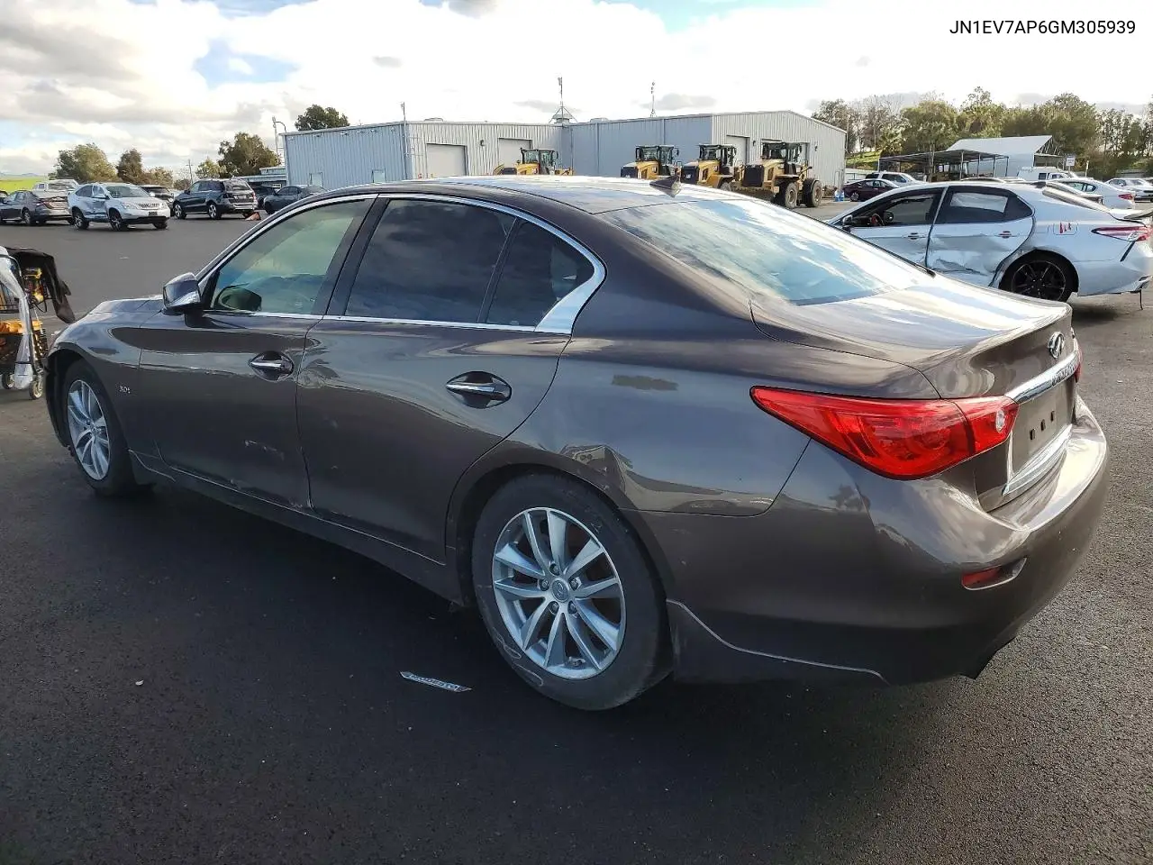 JN1EV7AP6GM305939 2016 Infiniti Q50