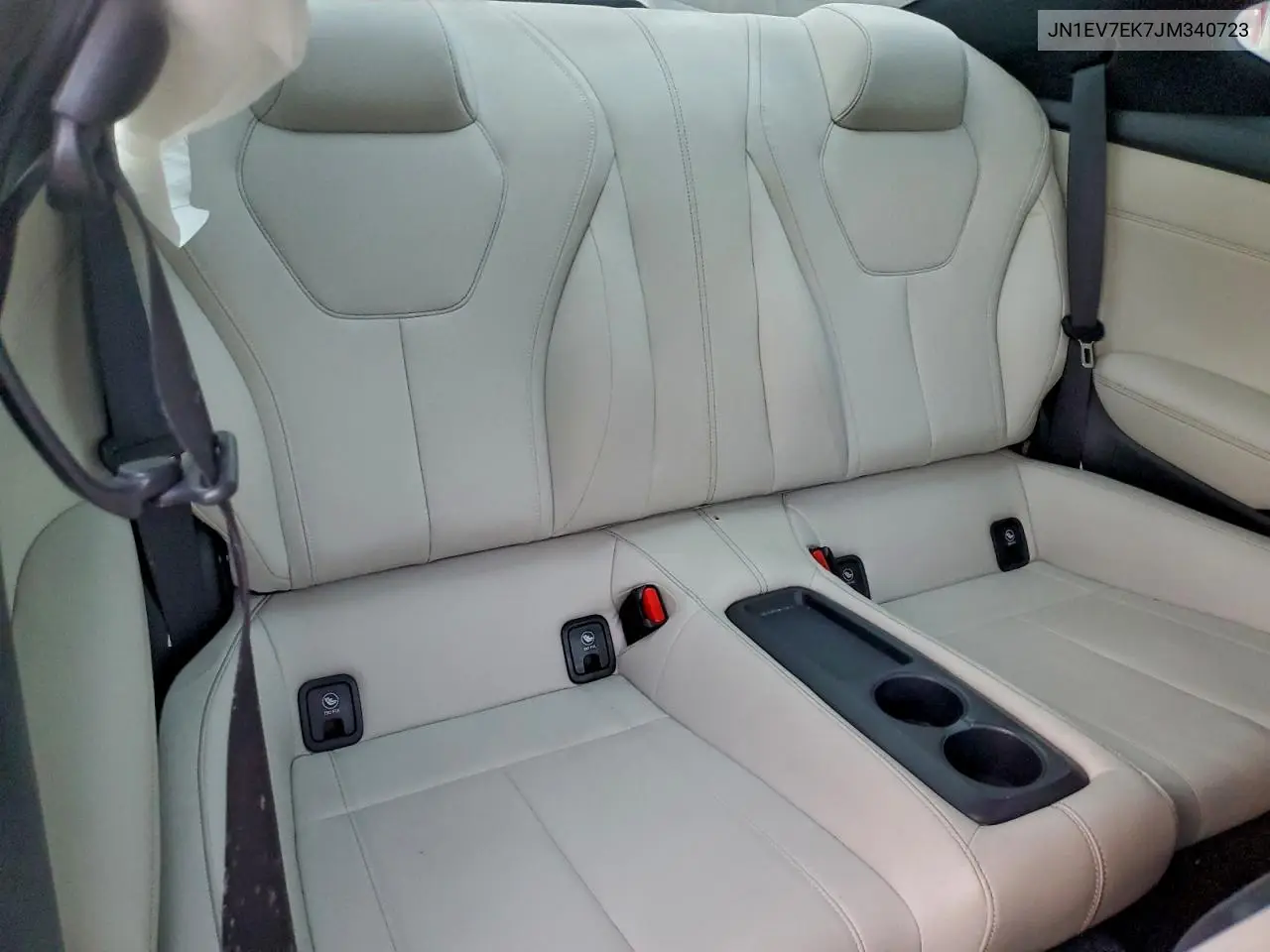 JN1EV7EK7JM340723 2018 Infiniti Q60 Luxe 300