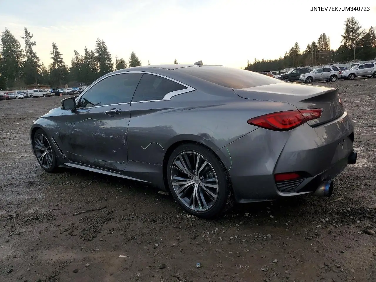 JN1EV7EK7JM340723 2018 Infiniti Q60 Luxe 300