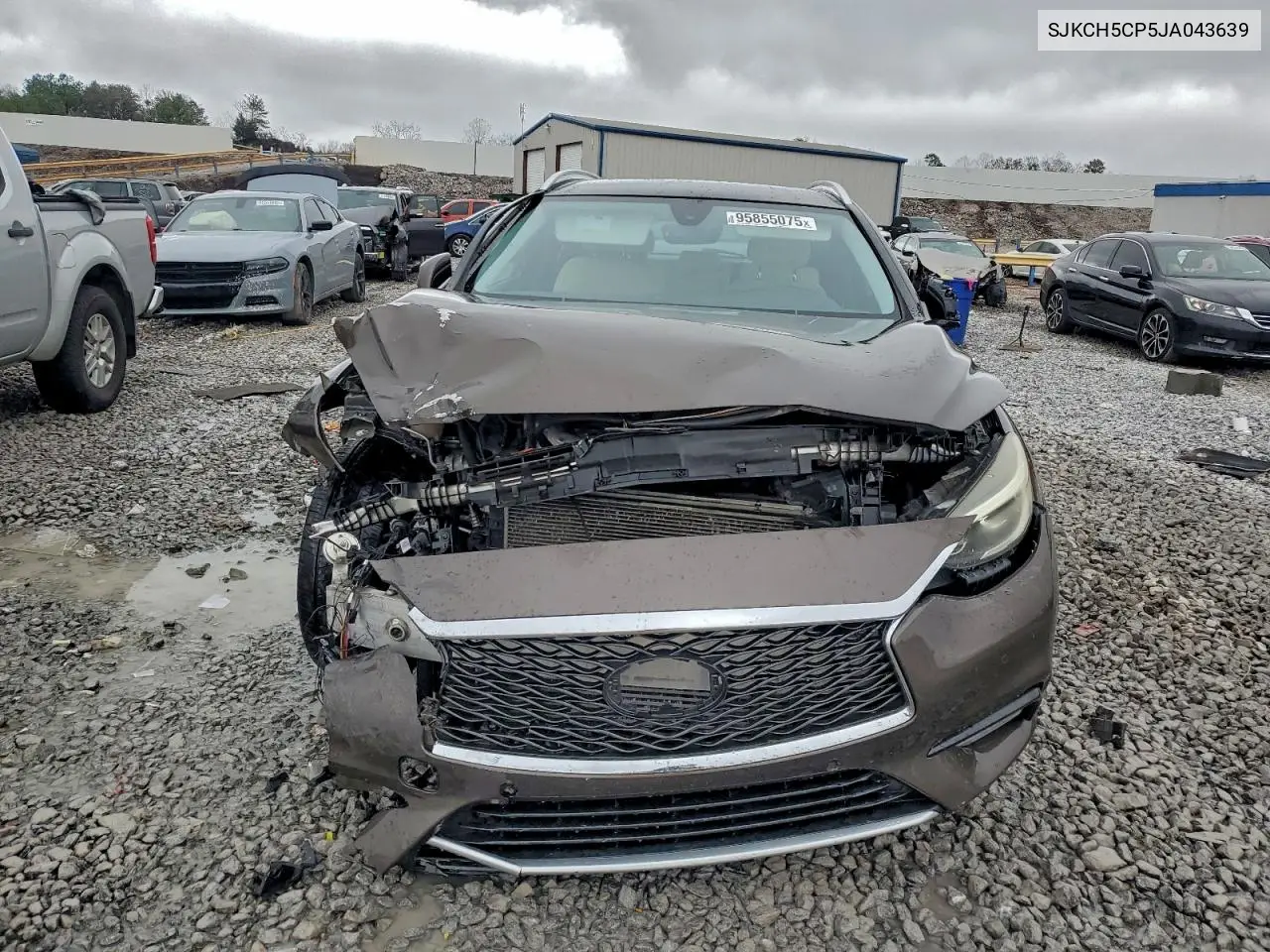 SJKCH5CP5JA043639 2018 Infiniti Qx30 Base