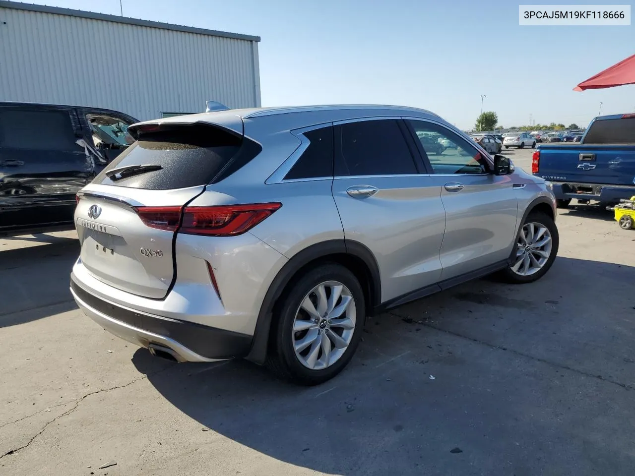 3PCAJ5M19KF118666 2019 Infiniti Qx50 Essential