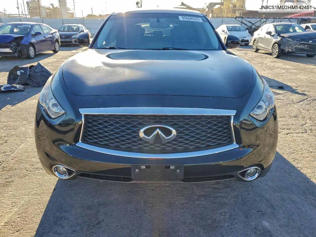 JN8CS1MU2HM142451 2017 Infiniti Qx70