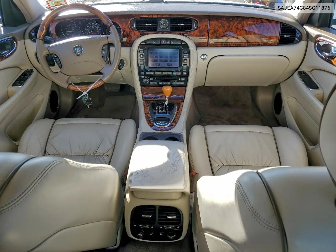 SAJEA74C84SG11876 2004 Jaguar Vandenplas