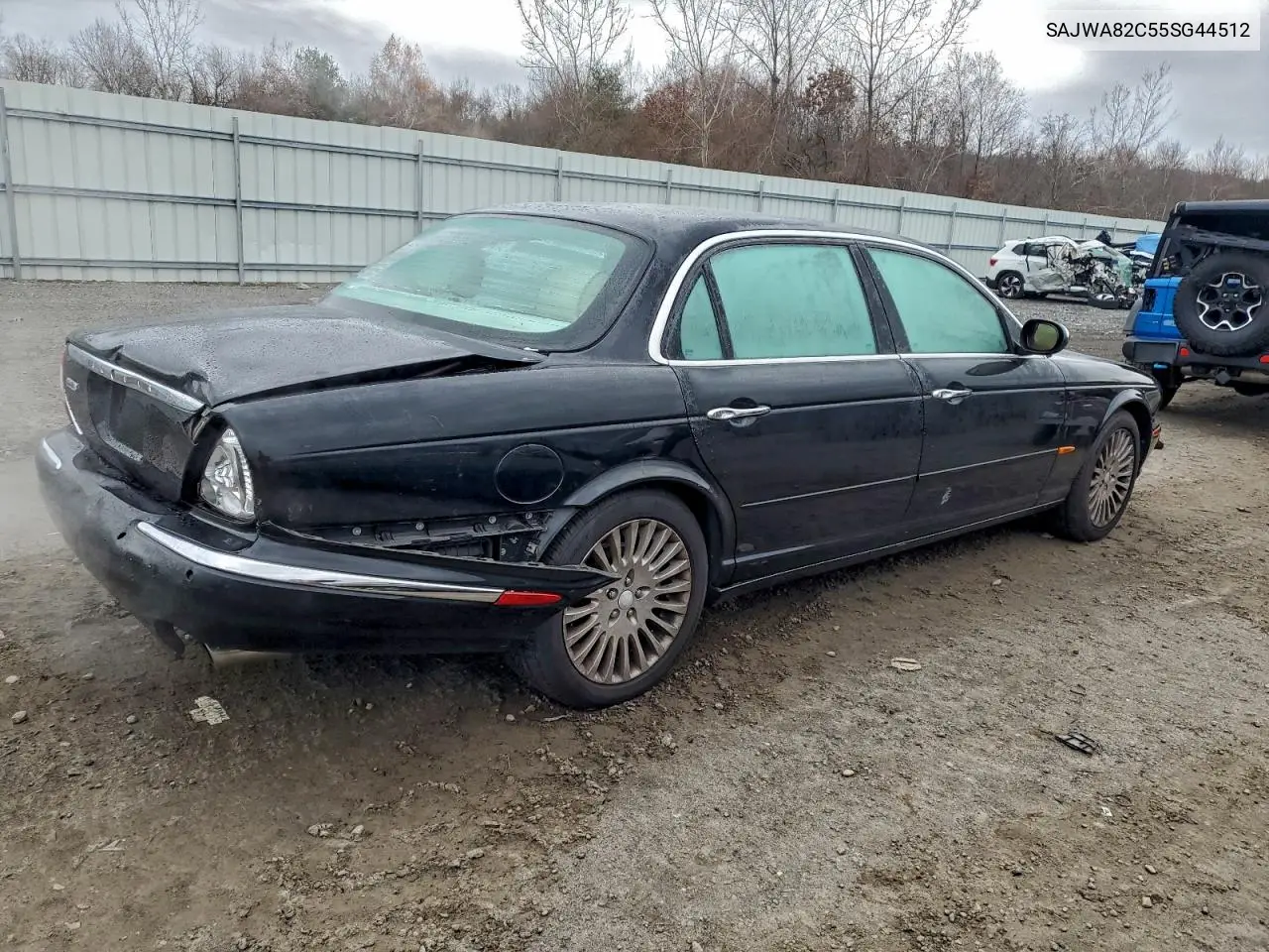 SAJWA82C55SG44512 2005 Jaguar Vandenplas