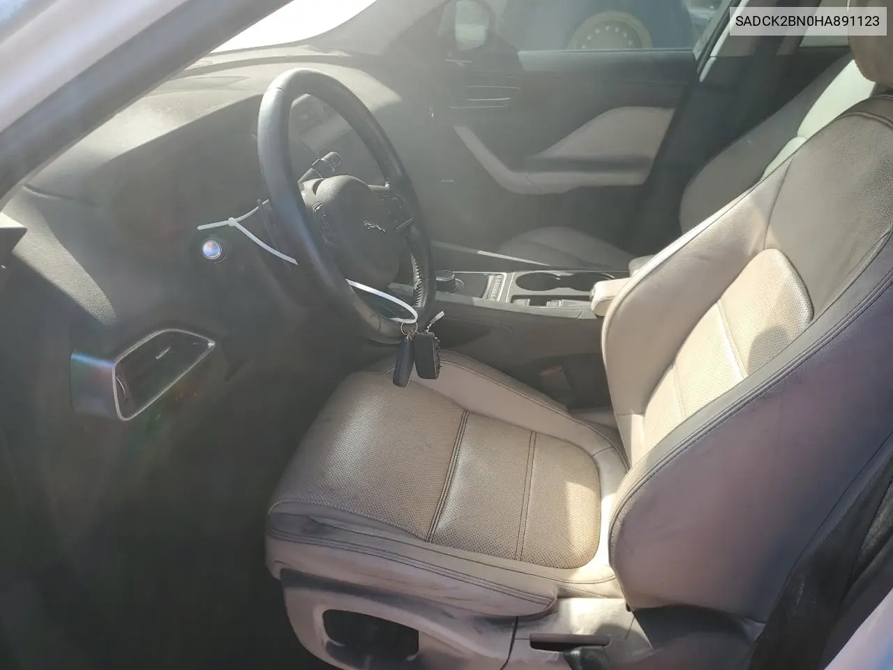 SADCK2BN0HA891123 2017 Jaguar F-Pace Prestige