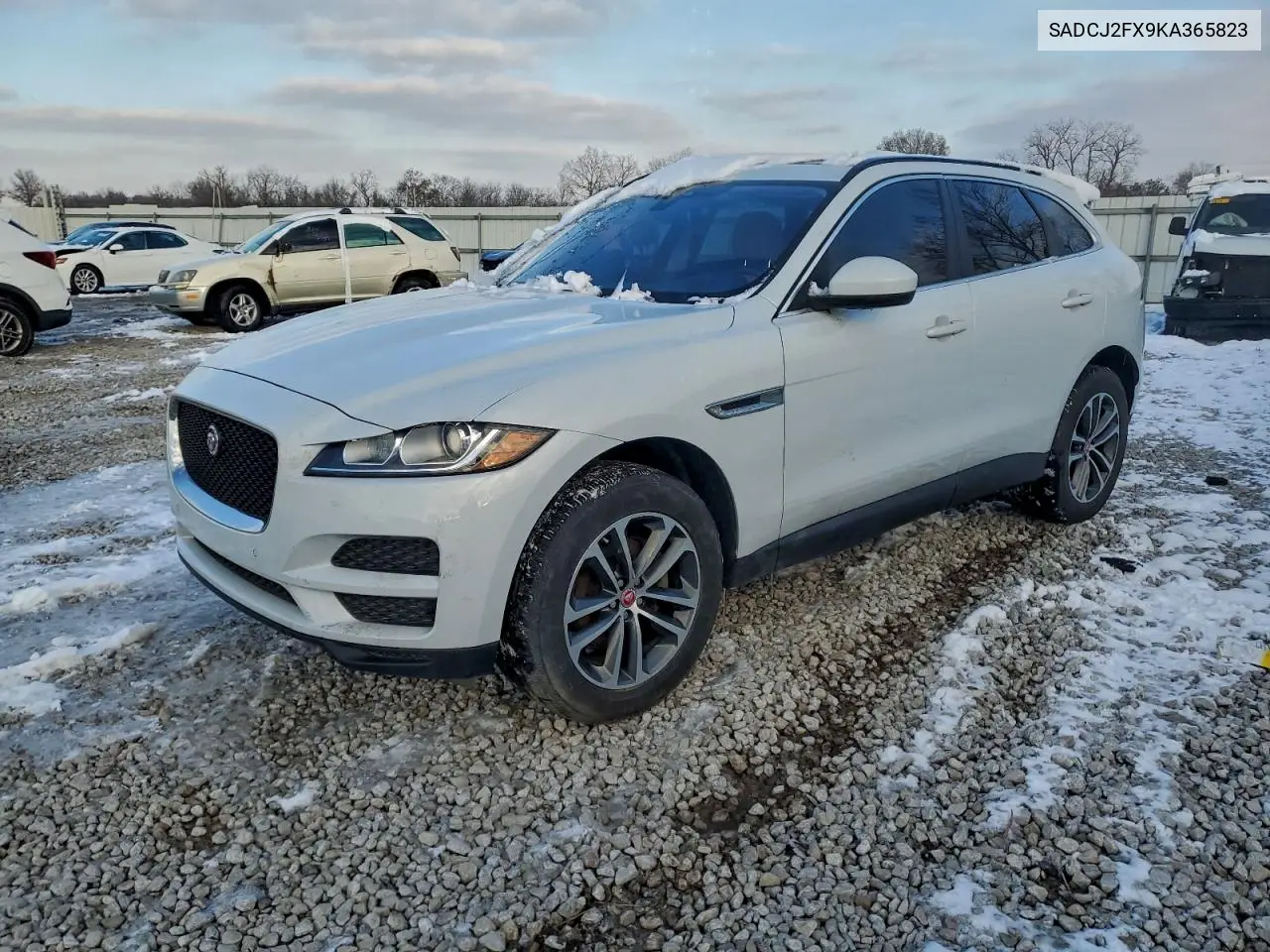 SADCJ2FX9KA365823 2019 Jaguar F-Pace Premium