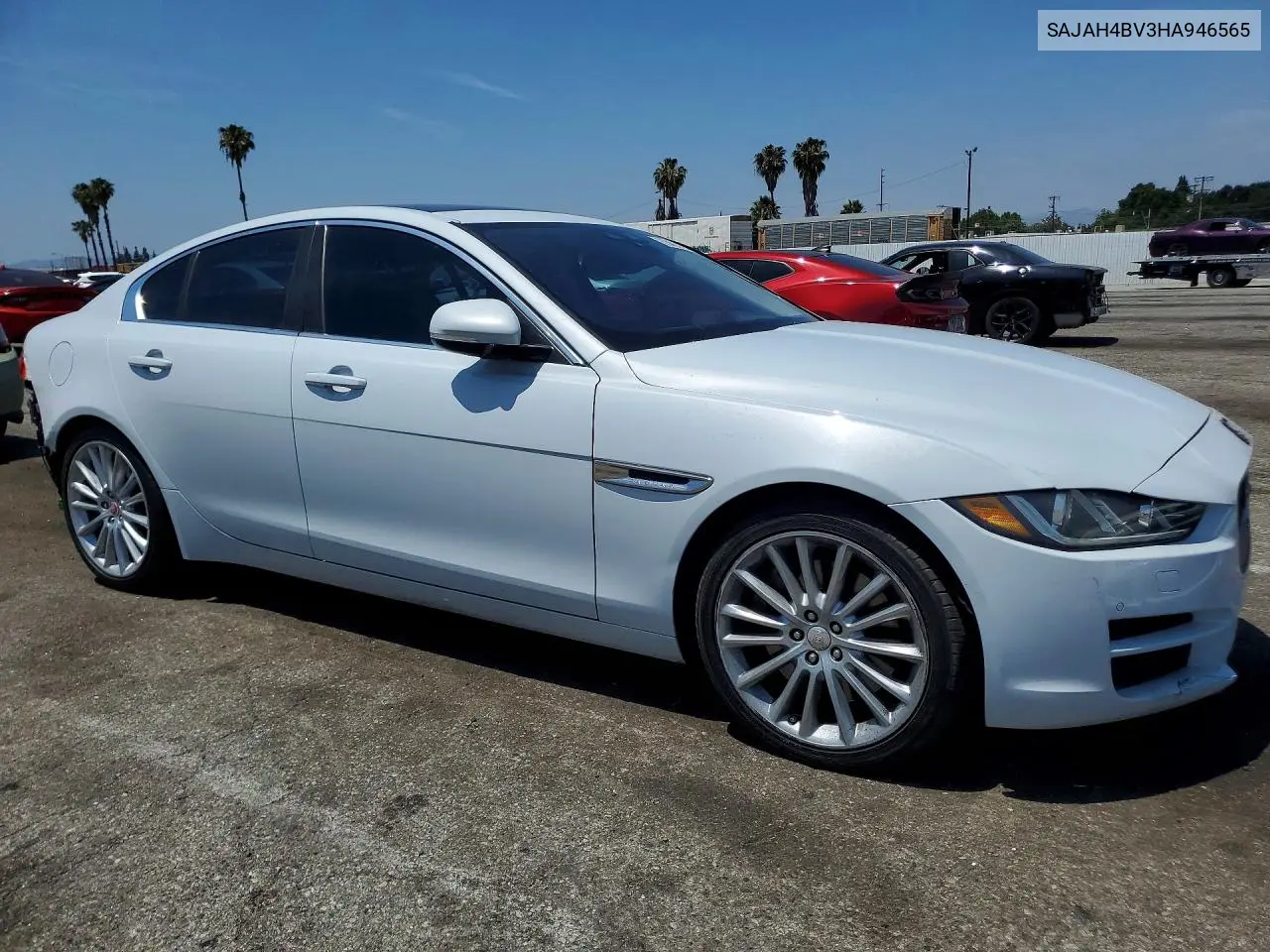SAJAH4BV3HA946565 2017 Jaguar Xe First Edition