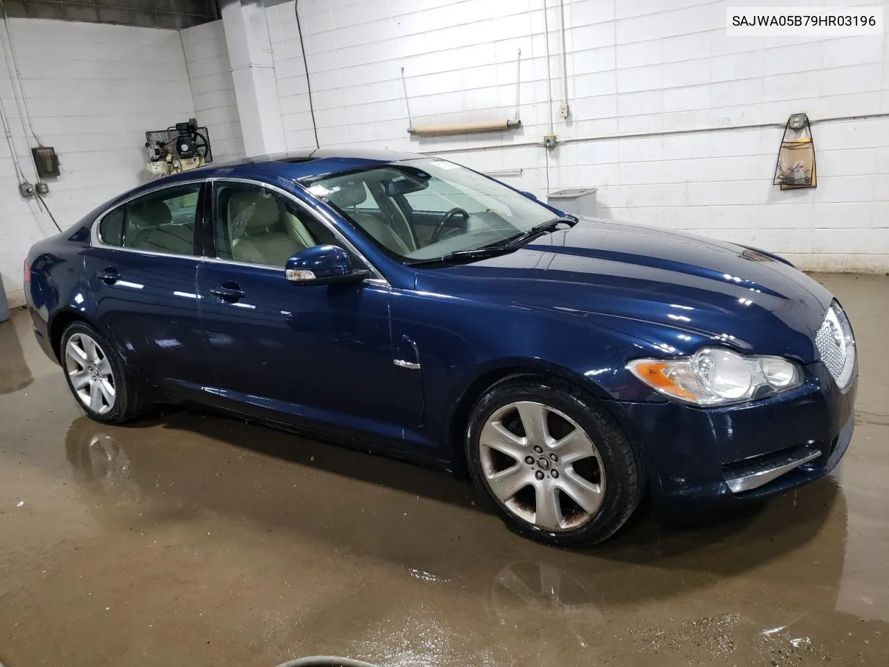 SAJWA05B79HR03196 2009 Jaguar Xf Luxury