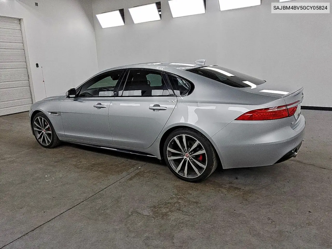SAJBM4BV5GCY05824 2016 Jaguar Xf S