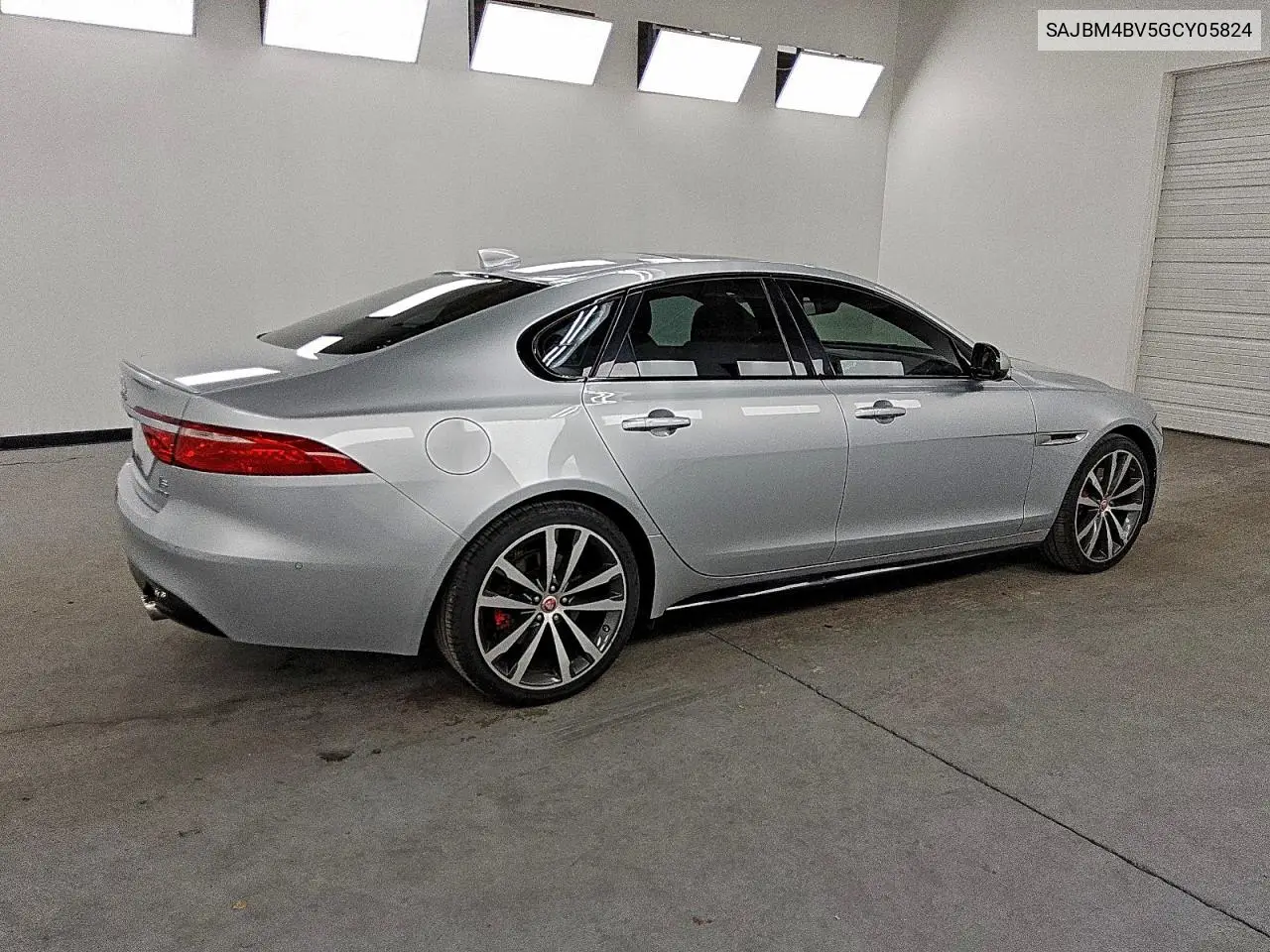 SAJBM4BV5GCY05824 2016 Jaguar Xf S